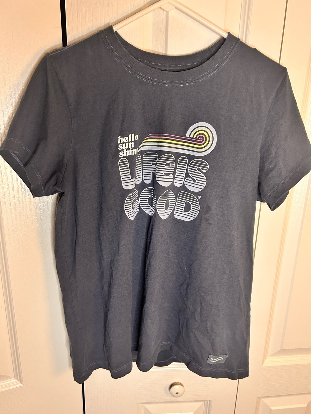 Life Is Good Women's T-Shirt Size Large Crusher Tee Groovy Hello Sunshine Cotton